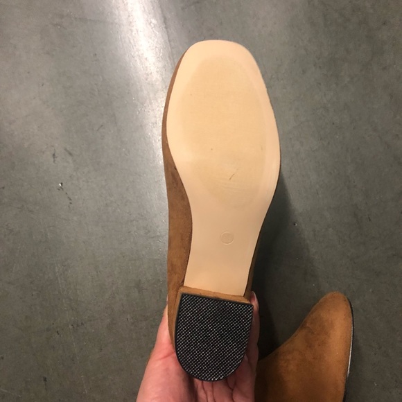 NIB Cape Robbin Evita  tan ankle boots short - Picture 3 of 4